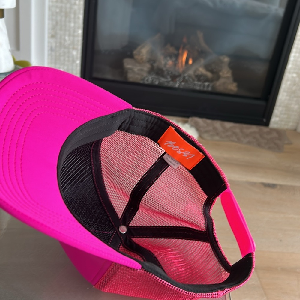 Boss Pink Baseball Cap Adjustable Structured Design - Picture 6 of 8